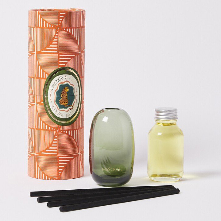 Luxusní 100ml 200ml 500ml diamantové kulaté lahvičky Loris Sola Flowers Amber Crystal Eyfel Parfém Reed Difuzér Oil