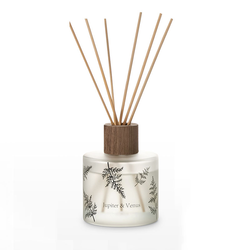 Velkoobchod M&Scent Luxusní zakázkové dekorativní jantarové sklo Bez ohně Unikátní Transparentní Květinový Aroma Reed Difuzér