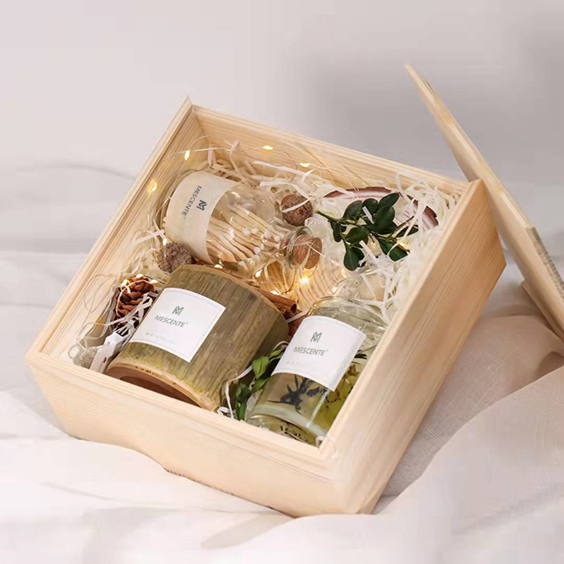 M&Scent luxusní dřevěné svícení svíčky privátní značky s vůní krabičky