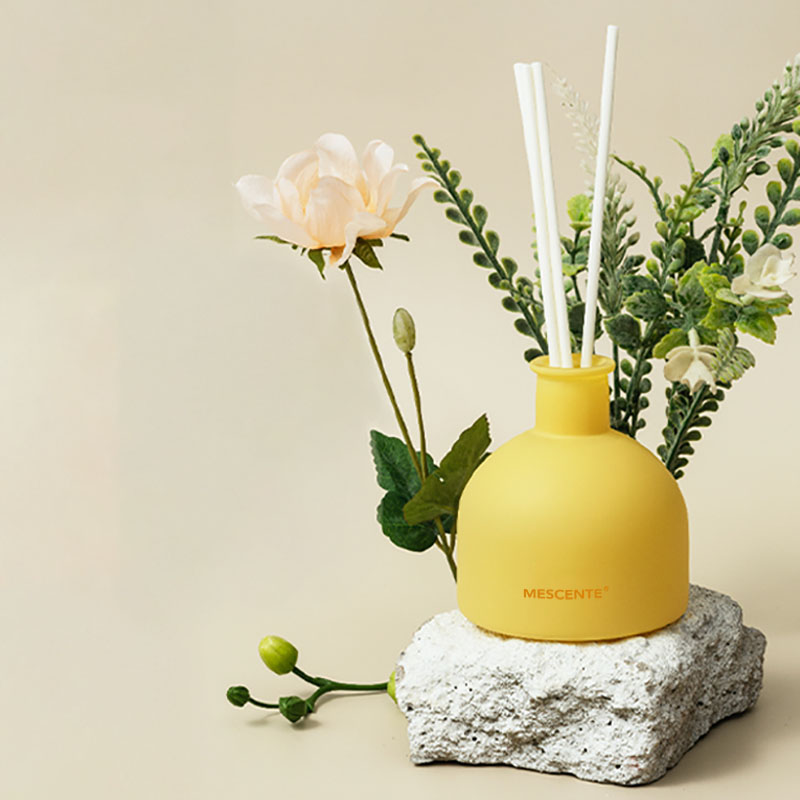 M&Scent hotsale luxusní vonný aroma esenciální olej rákosový difuzér s ratanovými tyčinkami