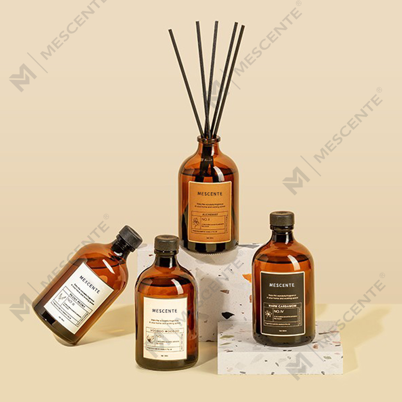 Big Black And Gold 100 ml duhové luxusní sklo barevné tyčinky Fiber Reed difuzér Osvěžovač vzduchu Rozpouštědlo