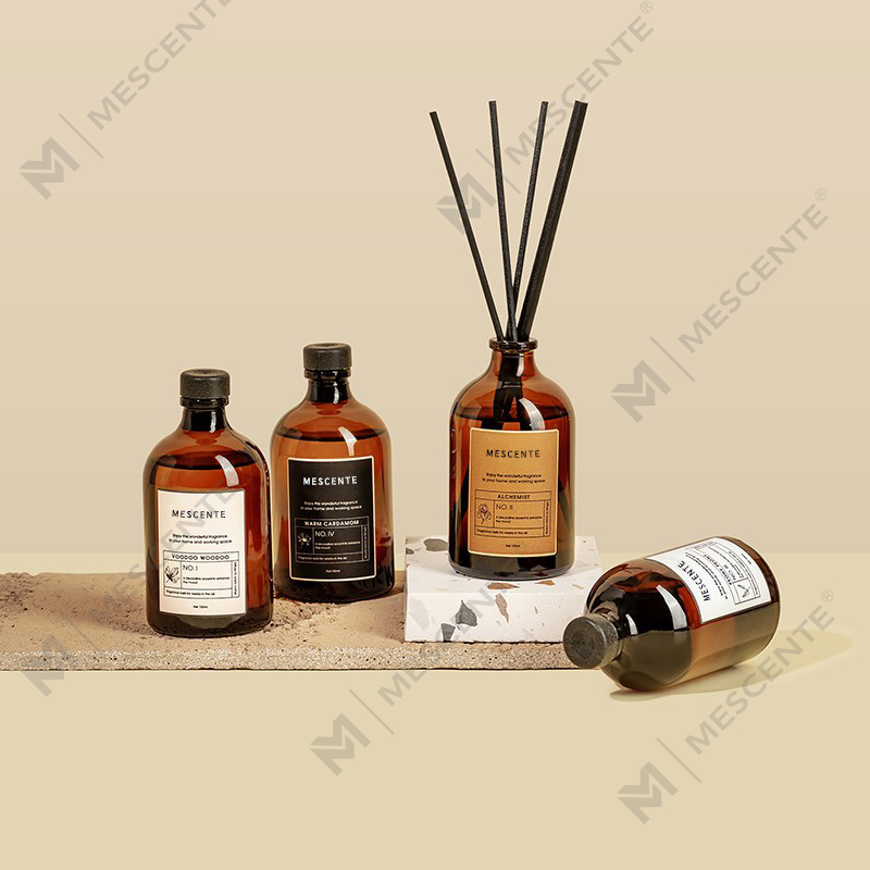 Big Black And Gold 100 ml duhové luxusní sklo barevné tyčinky Fiber Reed difuzér Osvěžovač vzduchu Rozpouštědlo