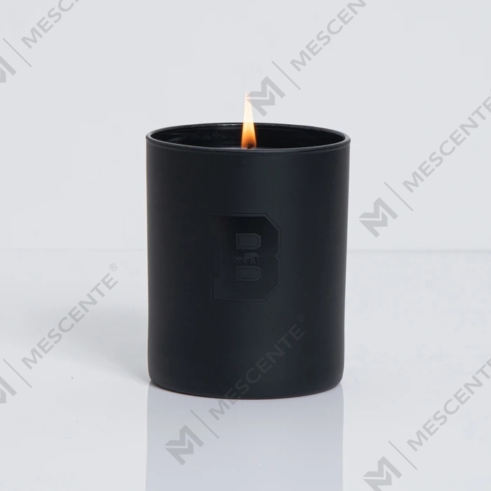 M&Scent velkoobchod luxusní černé jedinečné sklenice Svatební dekorativní vonné sójové svíčky s krystaly