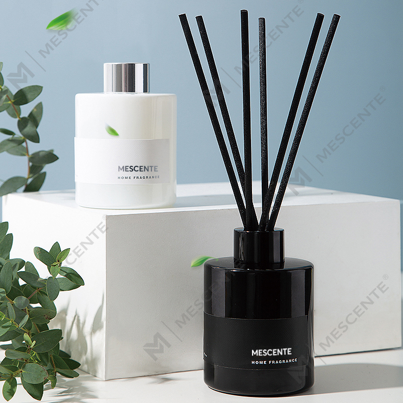 M&Scent velkoobchod luxusní privátní dekorativní květinový difuzér z rákosového vlákna se zátkou
