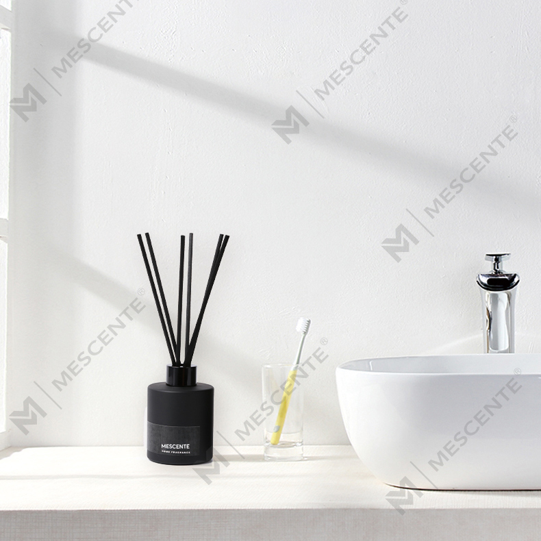 M&Scent velkoobchod luxusní privátní dekorativní květinový difuzér z rákosového vlákna se zátkou