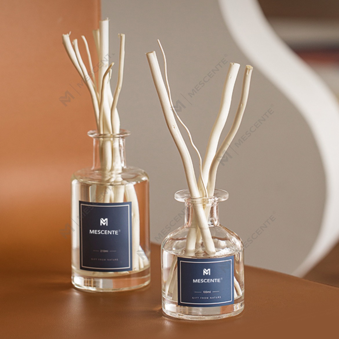 Vonný rákosový difuzér je bezpečnější volbou