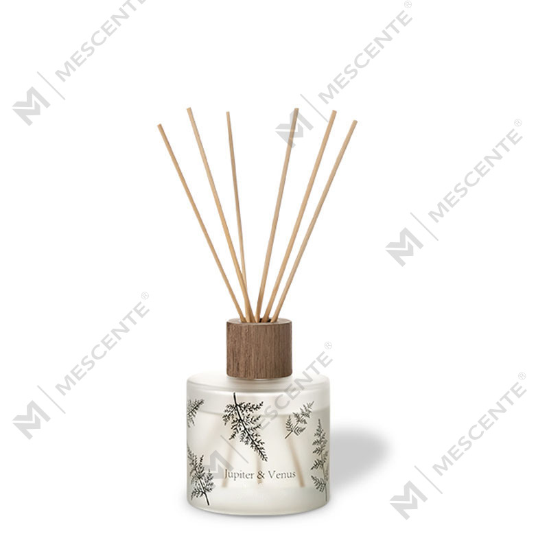 Velkoobchod M&Scent Luxusní zakázkové dekorativní jantarové sklo Bez ohně Unikátní Transparentní Květinový Aroma Reed Difuzér