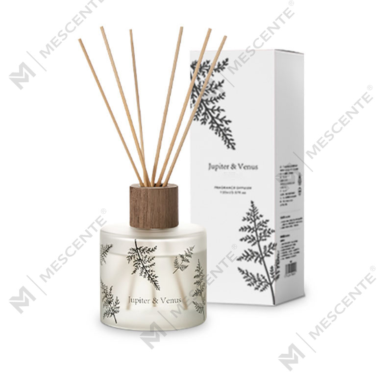 Velkoobchod M&Scent Luxusní zakázkové dekorativní jantarové sklo Bez ohně Unikátní Transparentní Květinový Aroma Reed Difuzér