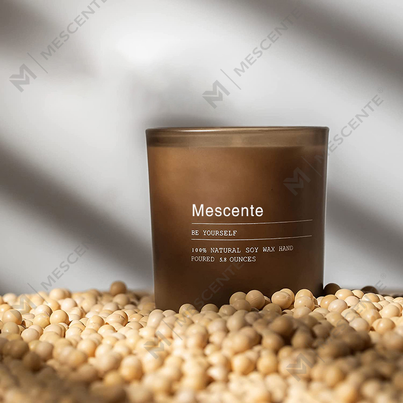 M&Scent svatební dekorace na zakázku Vonné svíčky jasmín a ylang ylang s etiketami ve velkém