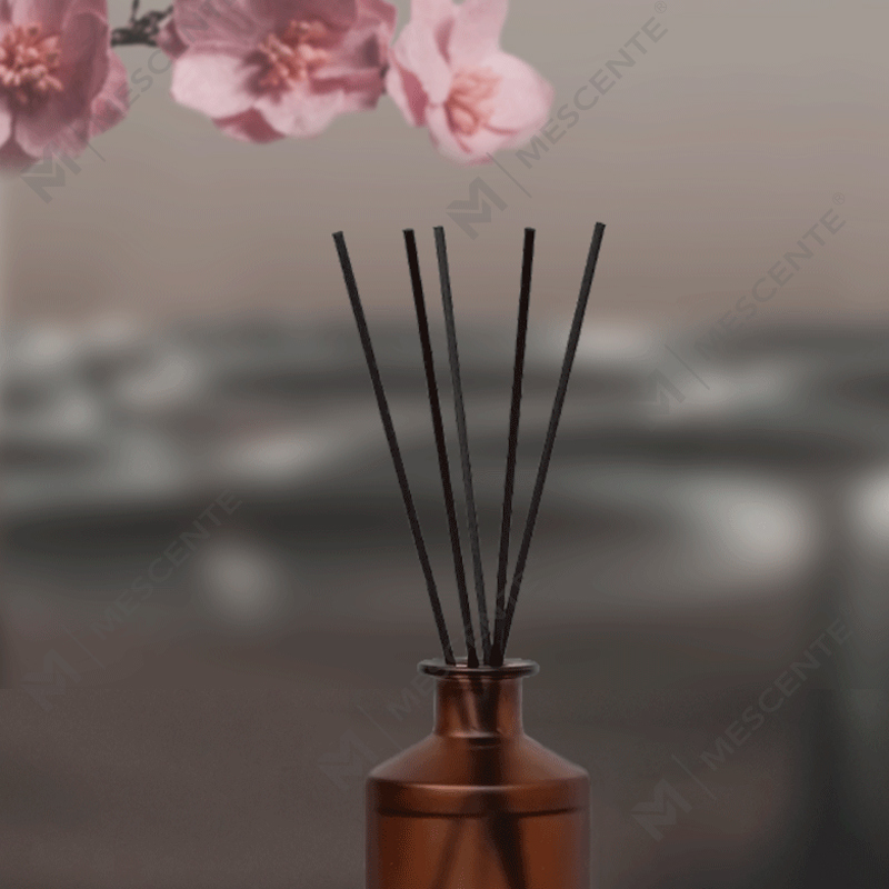 M&Scent Custom Luxury Lahev z matného skla Home Essential Oil Reed Difuzér