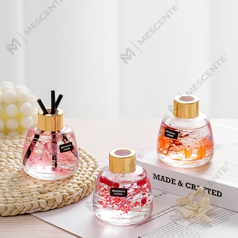 Mini bílá lahvička květinový parfém Aroma rákosový difuzér olej, vůně Thajsko rákosový difuzér dárková sada