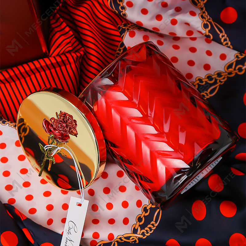 M&Scent Velkoobchody Vlastní soukromá etiketa Nádoba Aromaterapie Vonná vůně Sojové svíčky s krystaly
