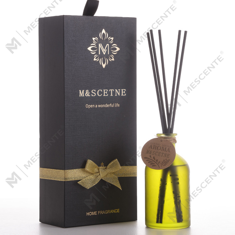 M&Scent Luxury Custom Private Label Skleněná láhev Flower Liquid Reed Difuzér s dárkovou krabičkou