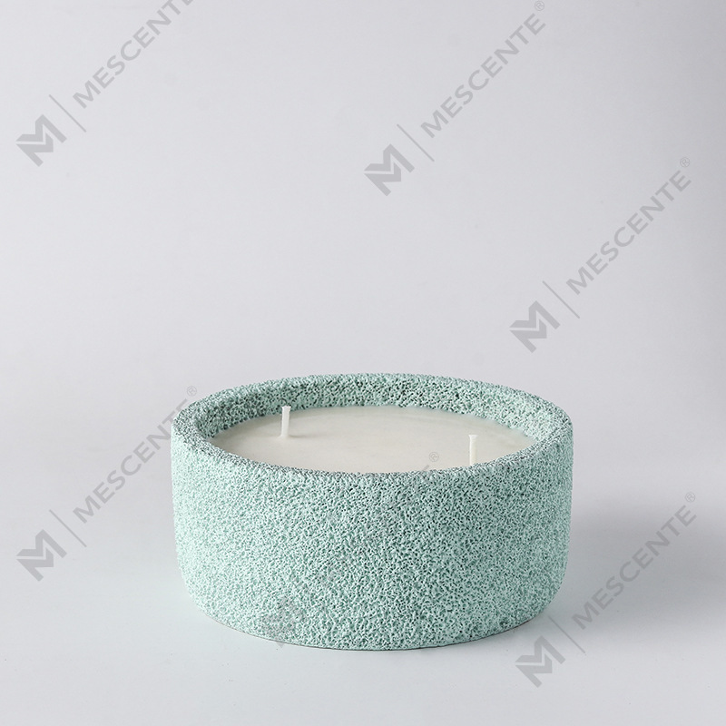 Luxusní ručně vyráběné svíčky s logem M&Scent s duchovním pilířem Vonné sklo s krystaly, svíčka se 3 knoty