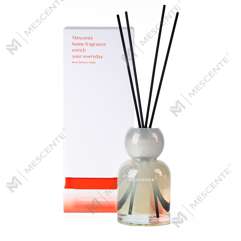 150ml skleněná lahvička s difuzérem vůně M23050