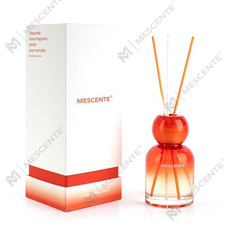 150ml skleněná lahvička s difuzérem vůně M23050