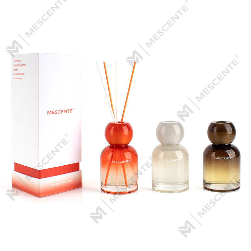 150ml skleněná lahvička s difuzérem vůně M23050