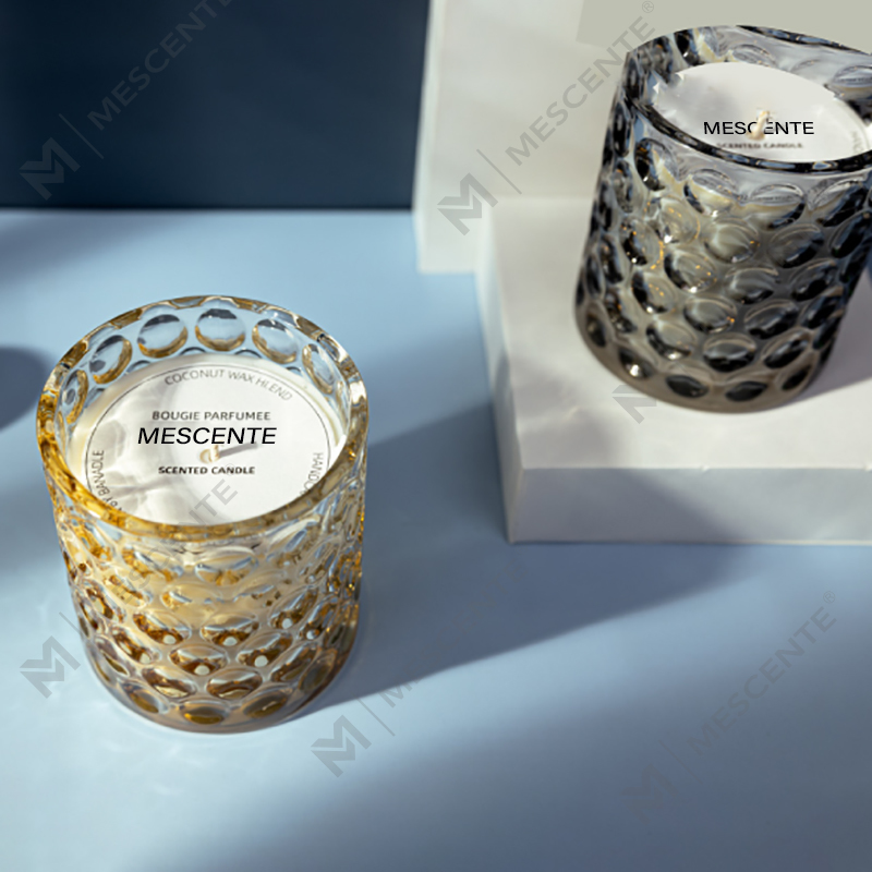 Přizpůsobené luxusní čiré barevné sklo Sojový vosk Private Label Citta Labeled vonné svíčky se sušenými květinami