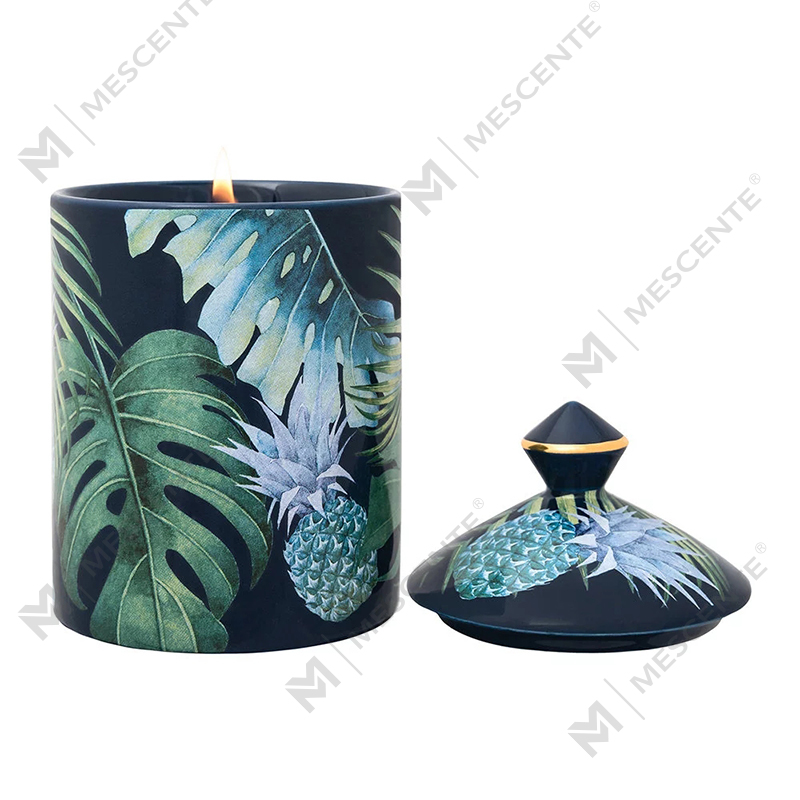 M&Scent speciální designová barevná skleněná svíčka Urban Botanics se skládací krabičkou