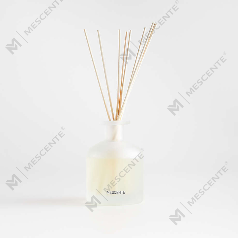 M&Scent luxusní privátní značka fialová barva aroma rákosový difuzér dárková sada s krabičkou